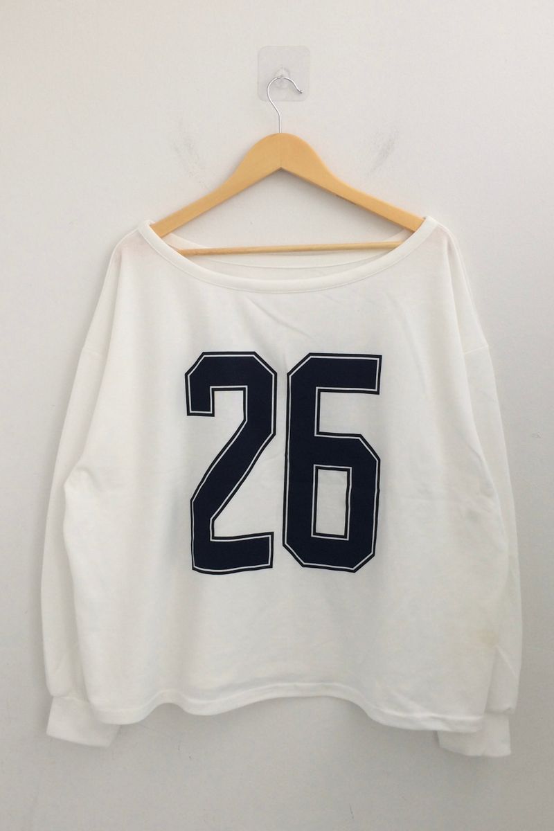 Numbering loose sweatshirt