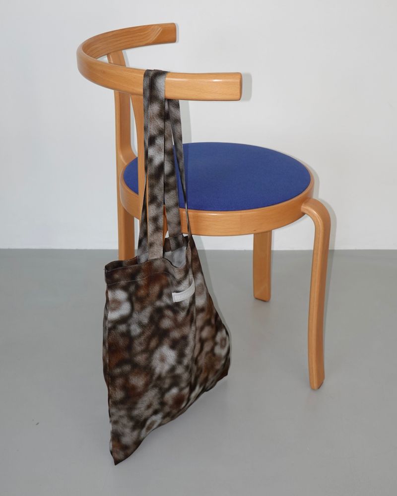 ROSSMOOR（ロスムーア）の「Flower print tote bag_brown（Bags）」