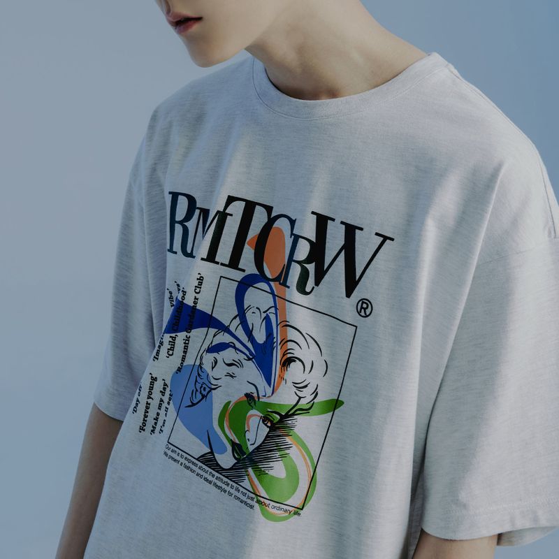 ROMANTIC CROWN(ロマンティッククラウン)の「GALLERY PRINTING TEE SHIRT_LIGHT GREY(Tops)」