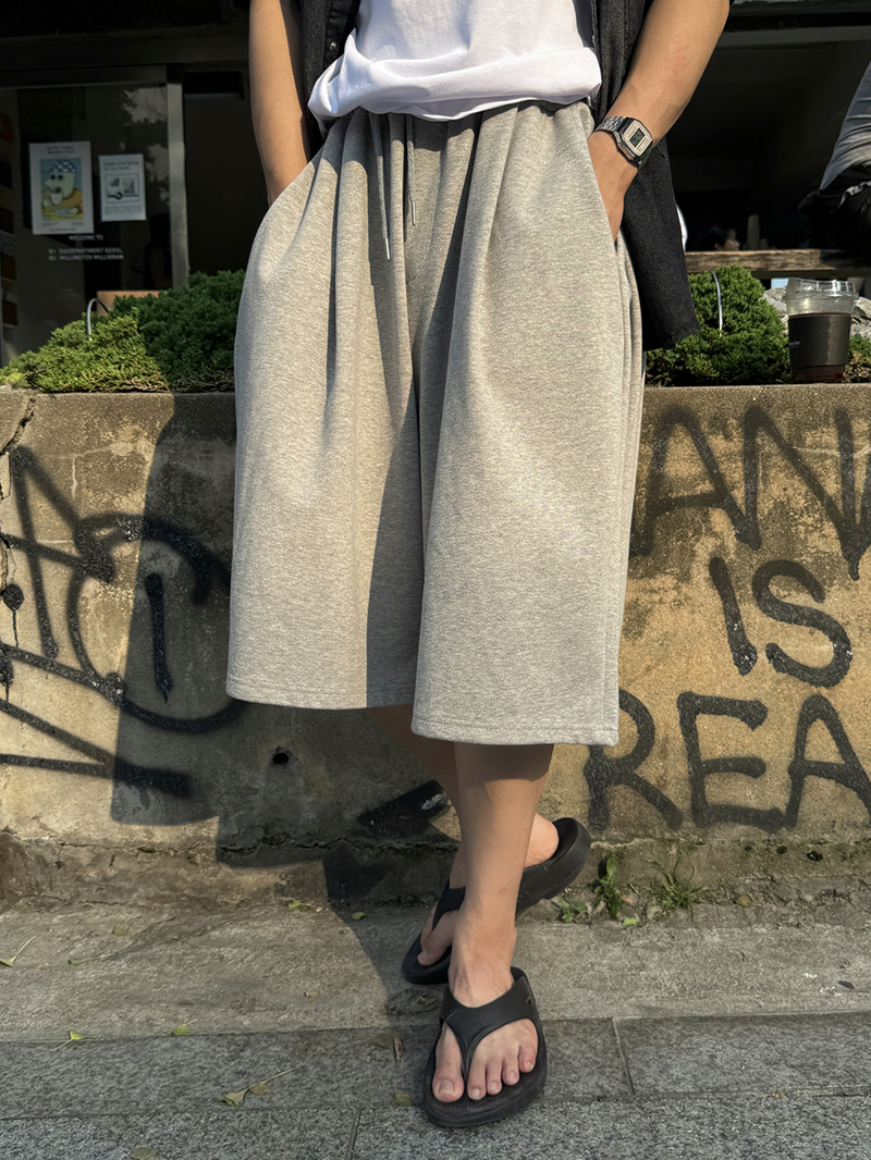AVAND（アバンド）の「Perry row bermuda sweat pants（Pants）」