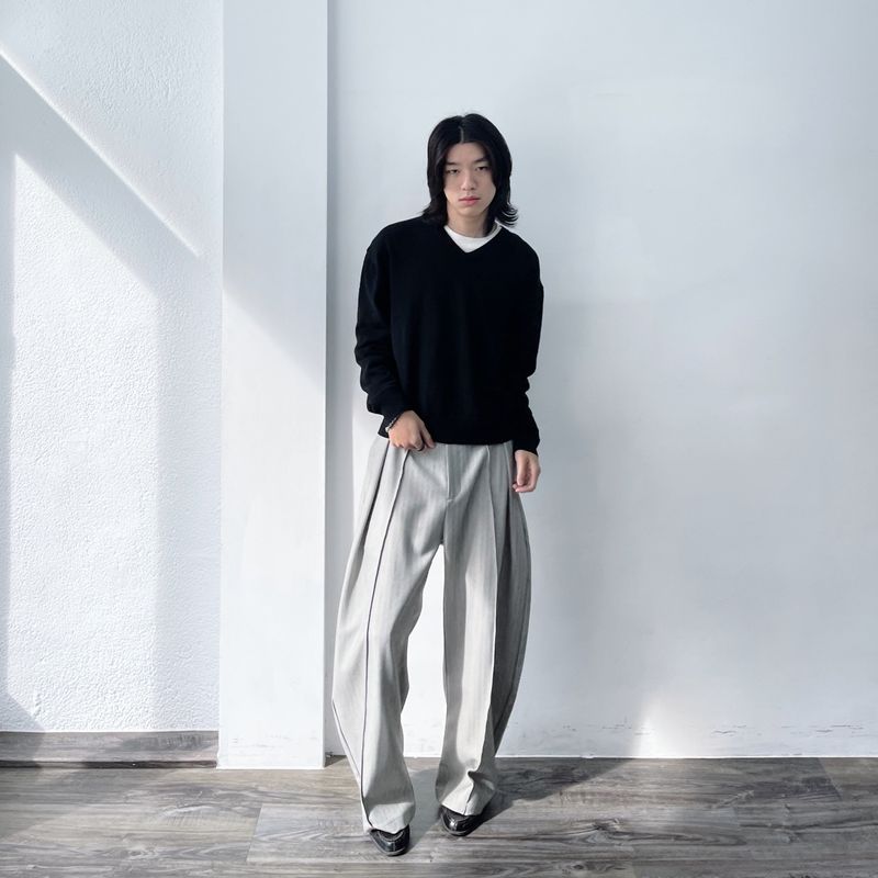 Curved Seam Draped Wide Trousers
