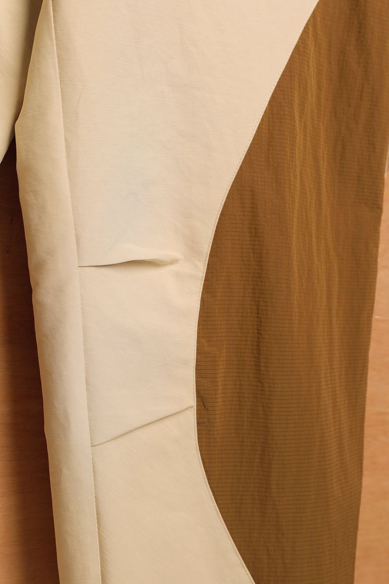 ASYMMETRIC WAVE PANTS-BROWN ECRU
