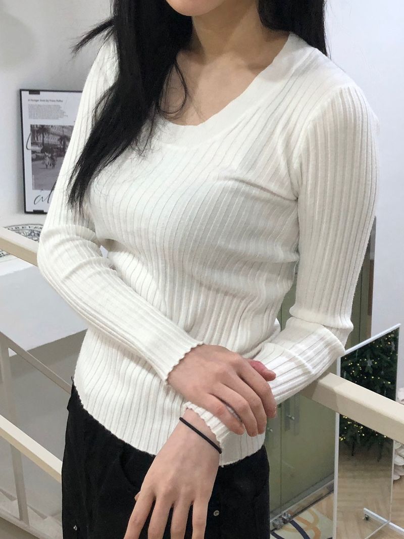 Eunice U-neck slim-fit knit