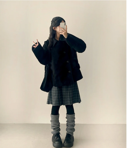 Bomi A-line pleated check midi skirt 