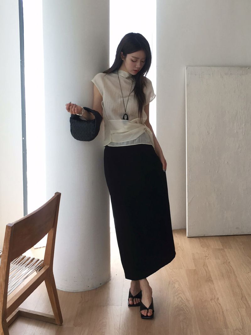 Moss wrap blouse