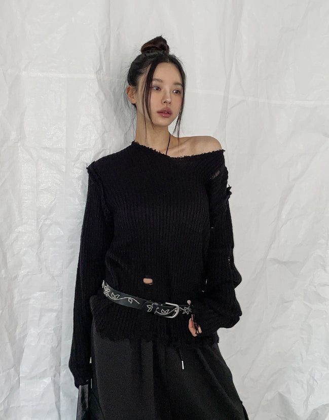 Flower stud belt
