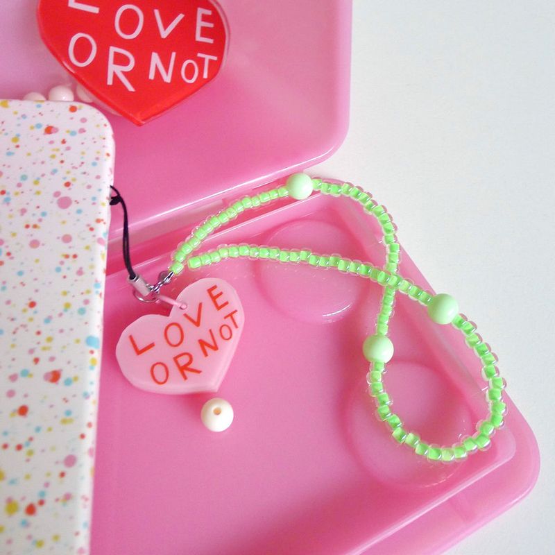 [MADE]Pink Love-Apple Green Bead Strap