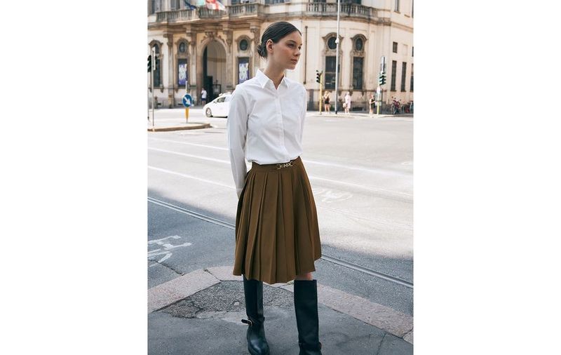Fringe cut-out midi pleats skirt 