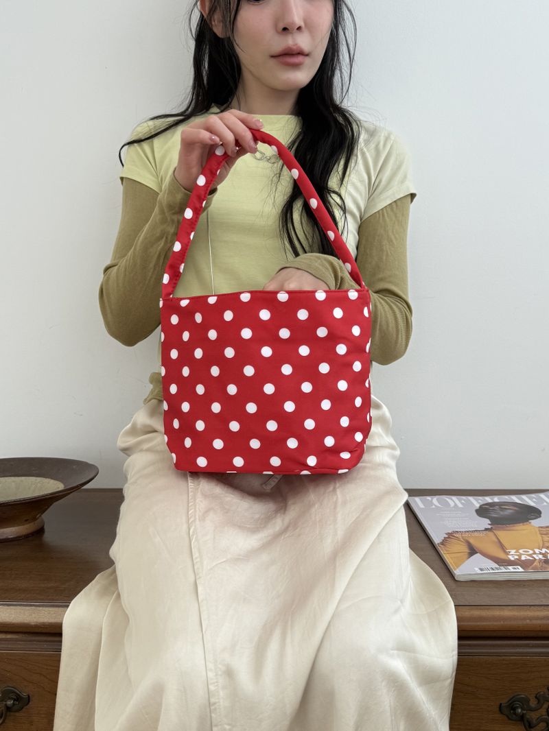 coferry(コフェリー)の「Square dot bag (red)(Bags)」