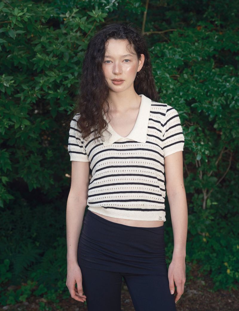 ORIGHH(オライ)の「Stripe Deep V Collar Knit Top_Black(Tops)」