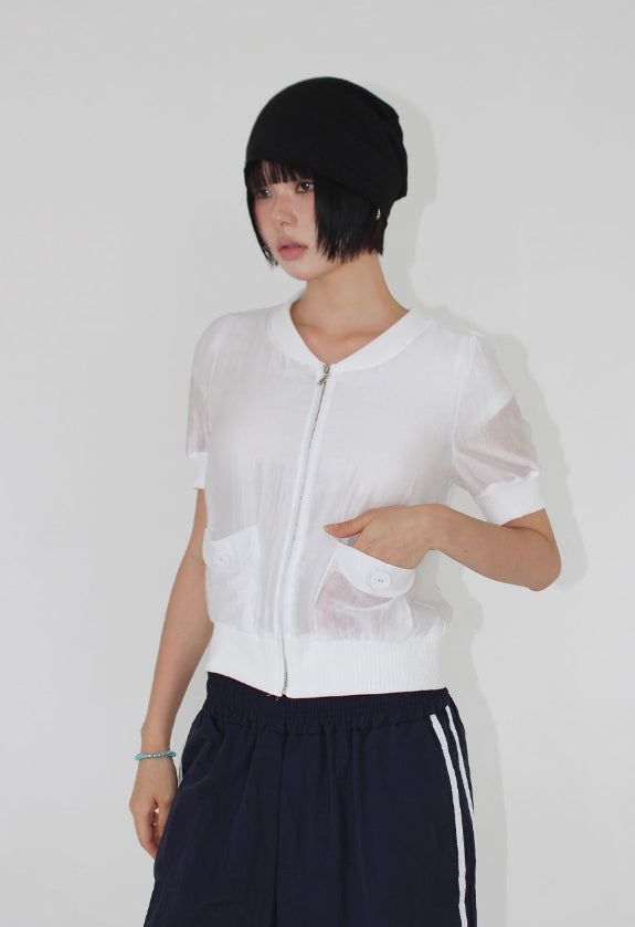 BACK BUTTON SLIT TEE