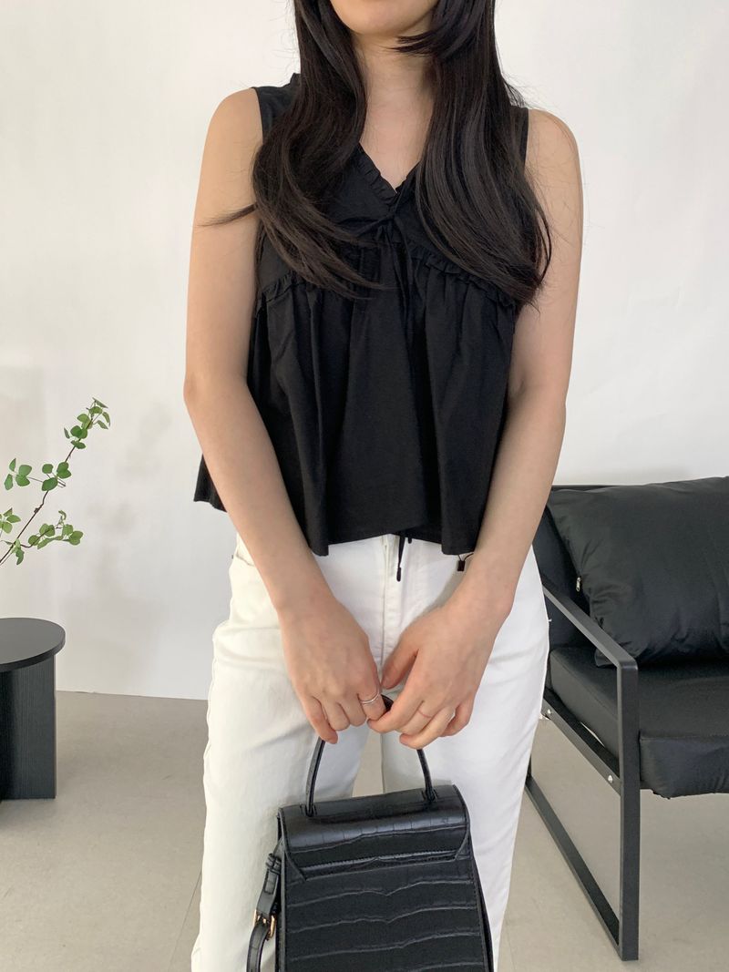Devco Frill Sleeveless Blouse