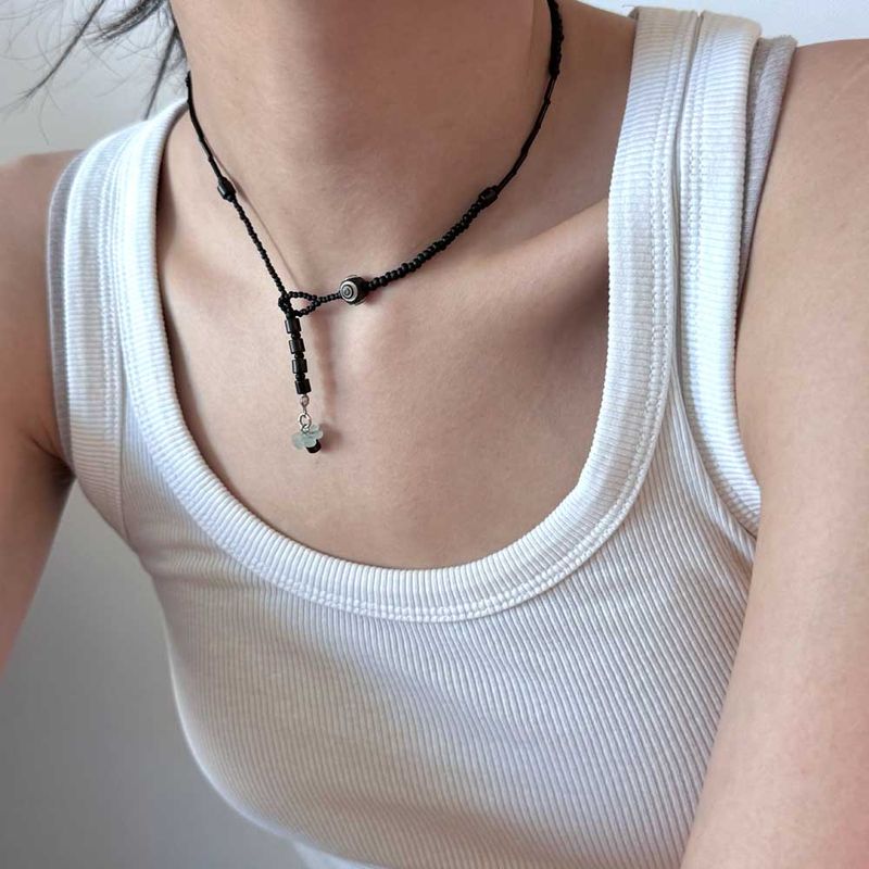 Mechanical flower necklace