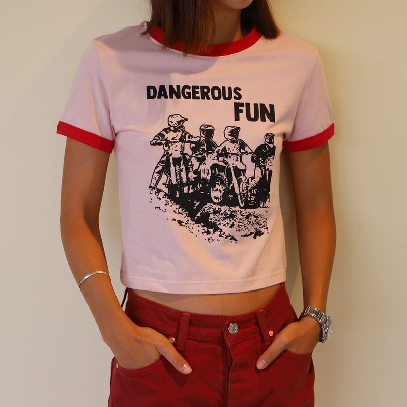 KRUCHI(クルチ)の「DANGEROUS FUN CROP T-SHIRT (APRICOT)(Tops)」