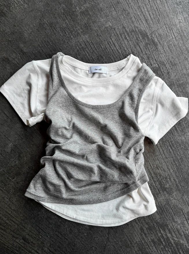 [1+1] Essential Square Neck Sleeveless