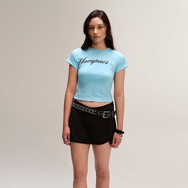 MNMPAIR（ミニマルペア）の「Lettering Crop Tee Sky Blue（Tops）」