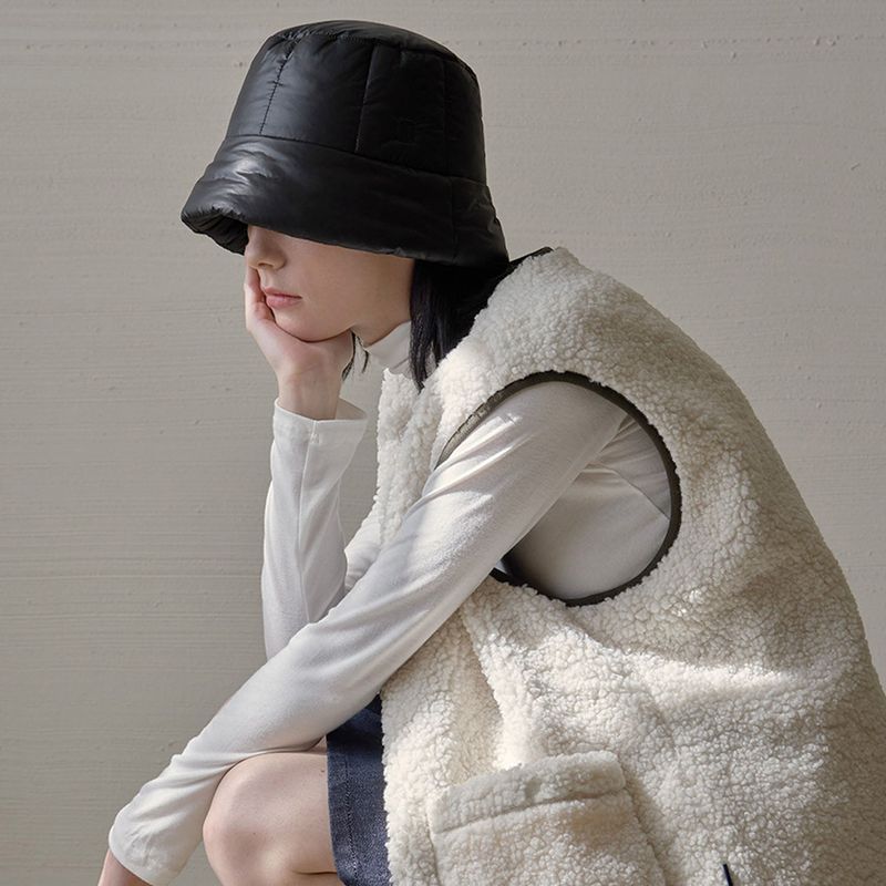 VA Square Padding Bucket Hat / Black