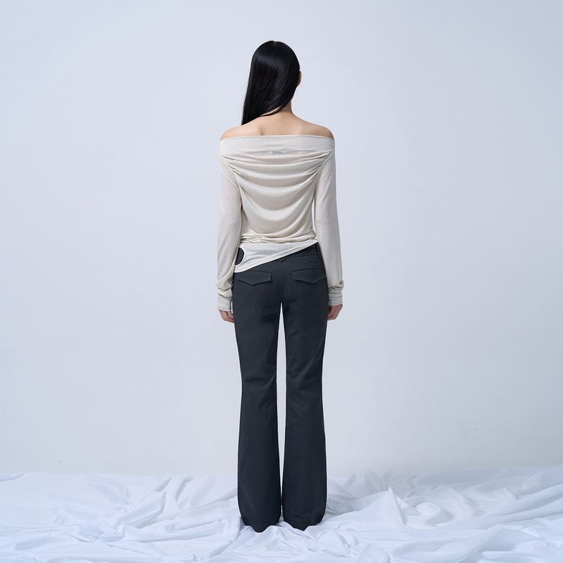LOW-RISE TWO BUTTON BOOTS CUT PANTS (CHARCOAL)