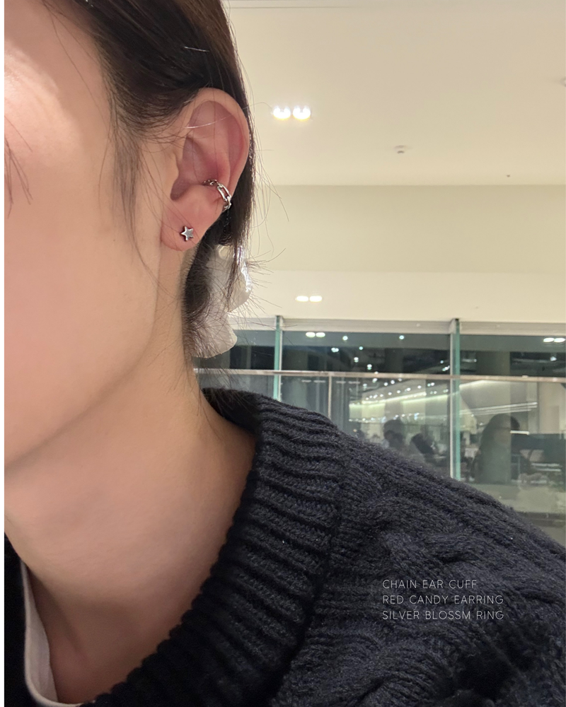 Mini Chain Ear cuff
