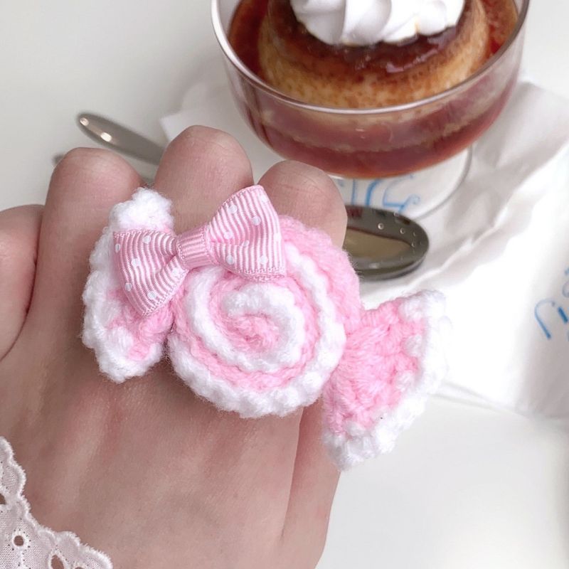 Candy ribbon ring
