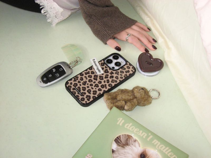 Wild Leo phone case (Leopard)
