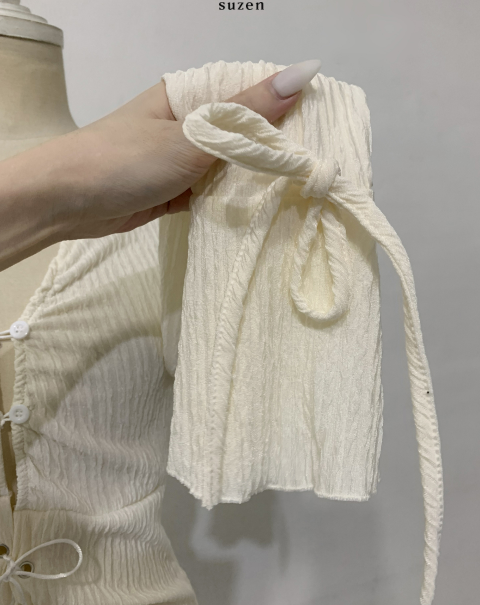 Miina Shirring Ribbon Blouse