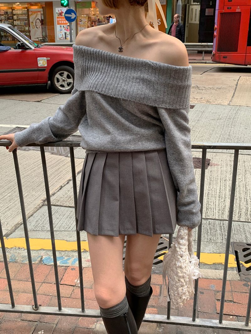 [MADE] PONIA OFF SHOULDER KNIT