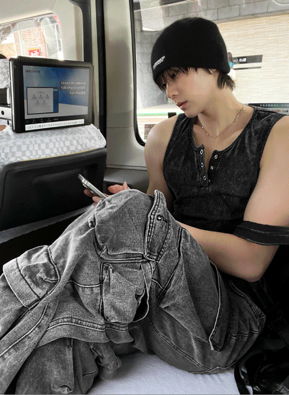 COSYHARU（コシハル）の「Featherlight Longline Cargo Carpenter Wide Denim（Pants）」