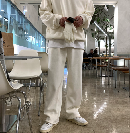 LOOKPLE（ルックプル）の「ナイツベリーベアブラッシュドワイドジョガーパンツ（パンツ）」