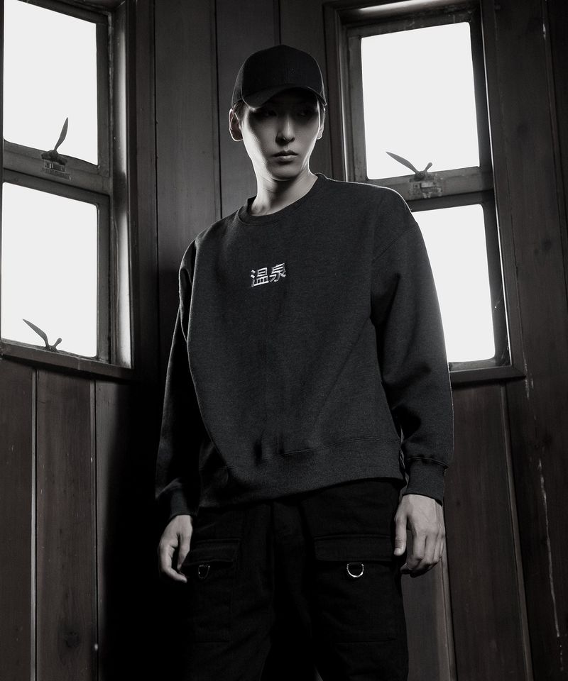 Graphic sweatshirt