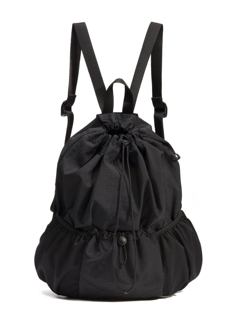 ESSENTIAL STRING BACKPACK-BLACK