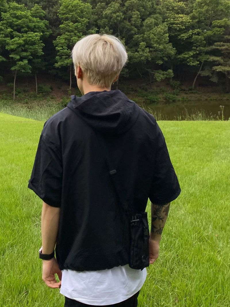 UNAIDUN(アネイダン)の「Future Nylon String Short Sleeve Anorak 3C(Tops)」