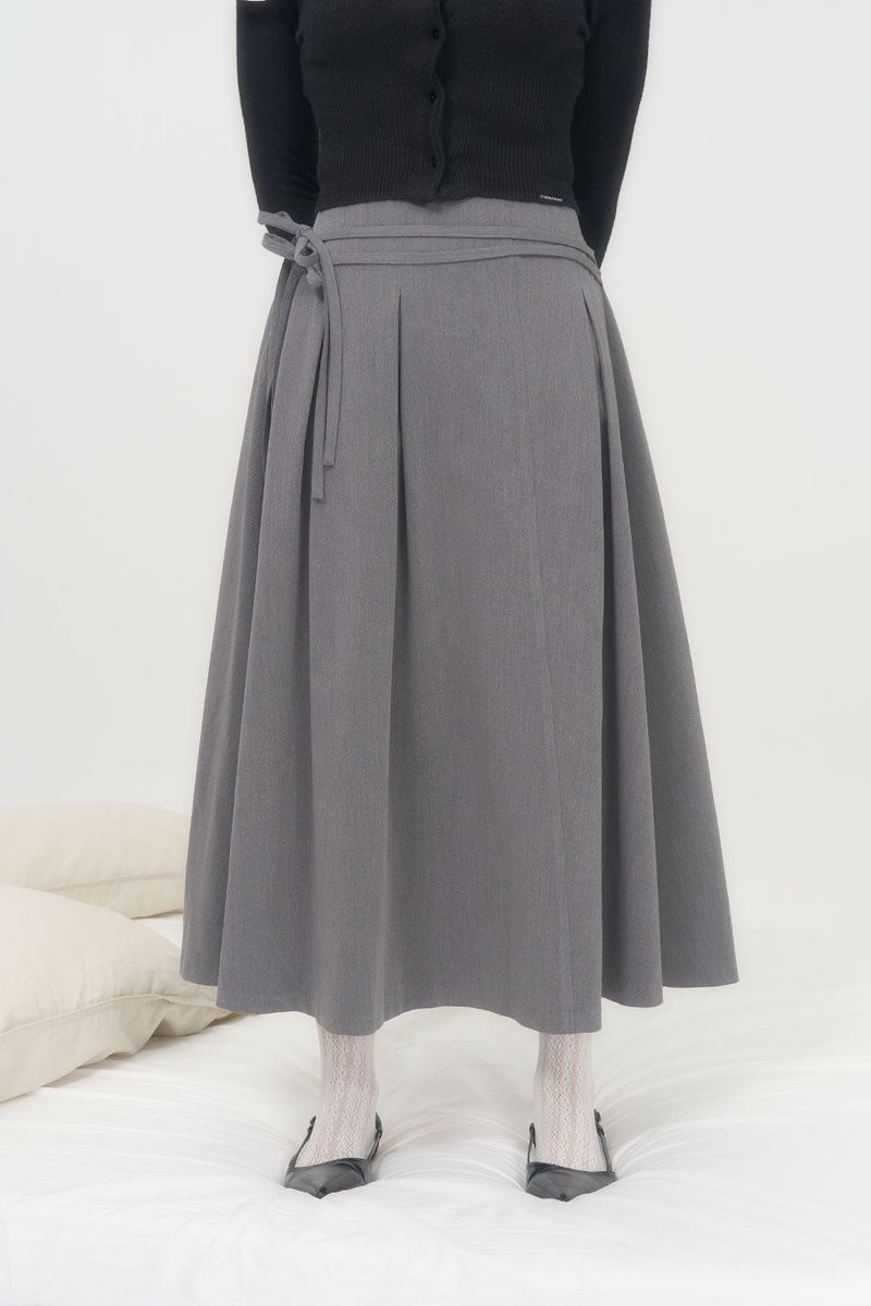 RIBBON FLARE LONG SKIRT (GRAY)