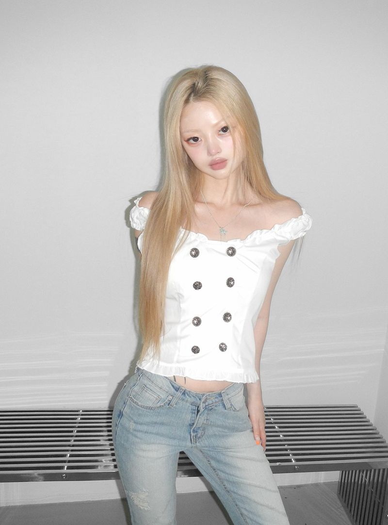 THEAIRTOWN（ザエアータウン）の「maeve botton bl(3 color) （Tops）」