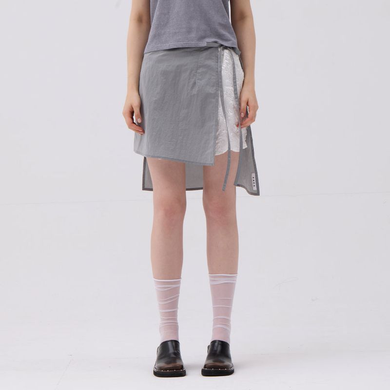 AACA（アカ）の「Nylon Lap Skirt Gray（Skirts）」