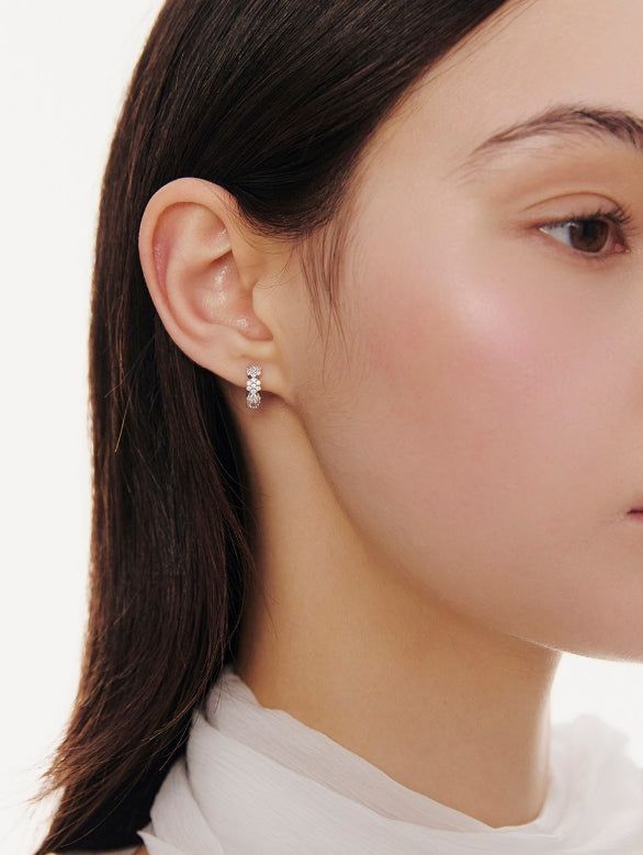 hyeres lor(イエール・ロール)の「26SS★ Essence Silver (W) Moissanite Eclat One-Touch Earrings(Accessories)」