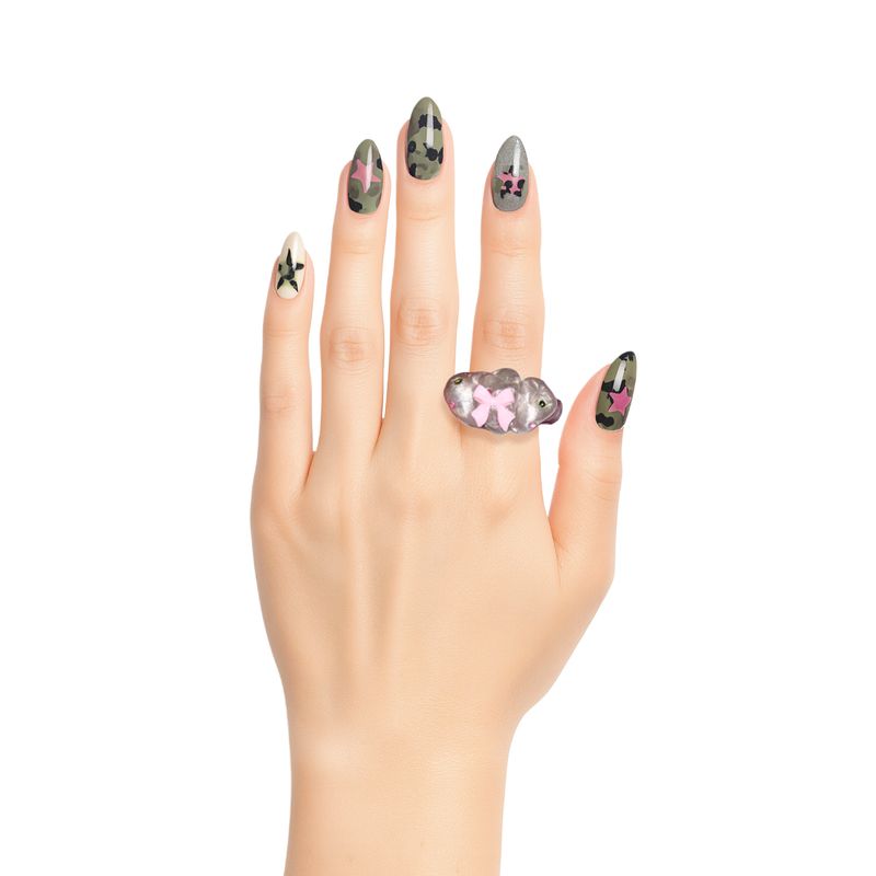 ODDiTEETH（オディティース）の「[MADE] リボンキャンディートゥースリング（アクセサリー）」