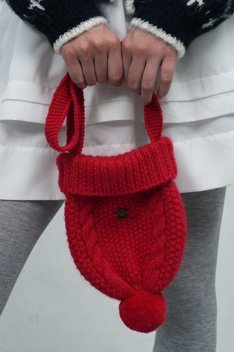 beanie knit bag