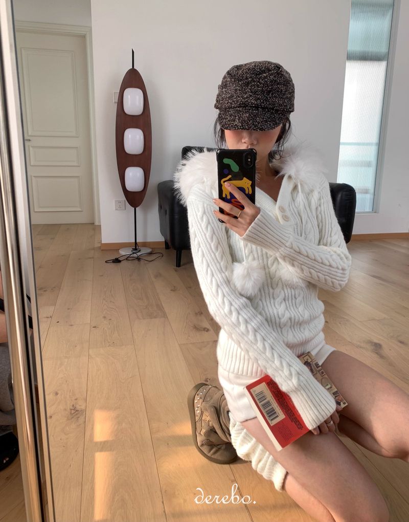 Snow Buddy Hood Twisted Knitwear
