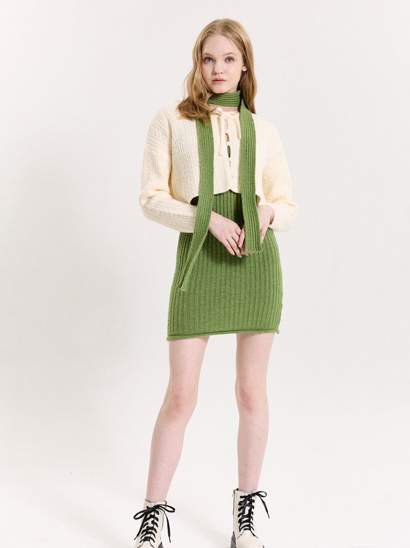 KNIT MUFFLER DRESS