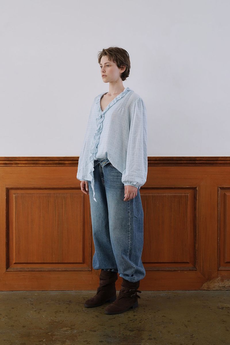 Ruffle shirring blouse_skyblue