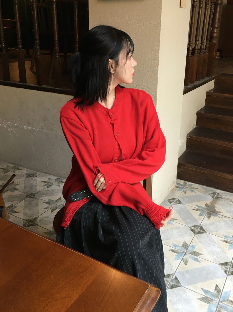 Peak Damage Crop Cardigan (4c)