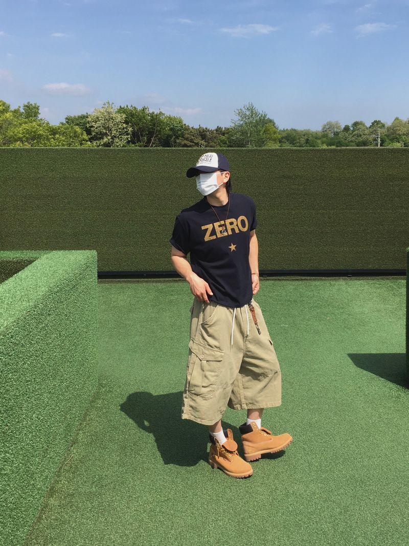 Leven Pig Cargo Bermuda Pants 3C