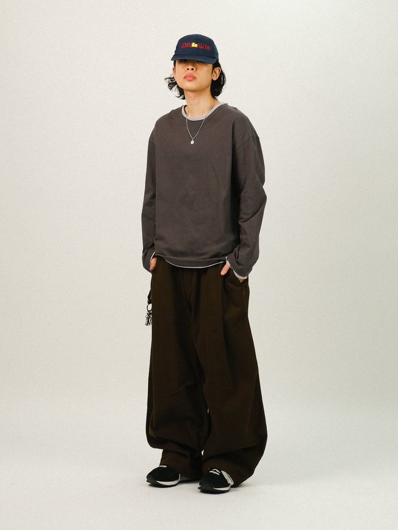 AND Pin-tuck Balloon Pants