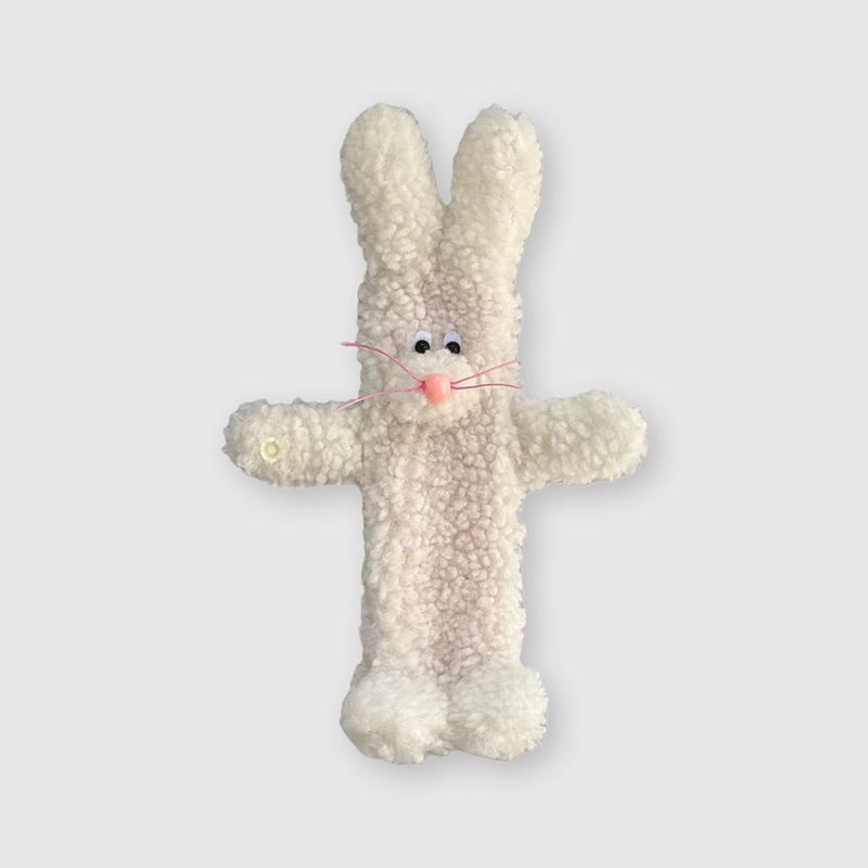 Papimyong（パピミョン）の「[made]ハグミーポーチ - ホワイトバニー（雑貨/ステーショナリー）」