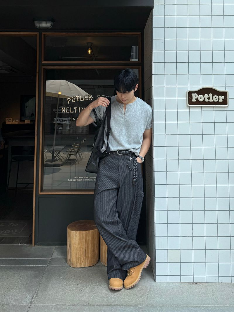 Pint stripe denim pants
