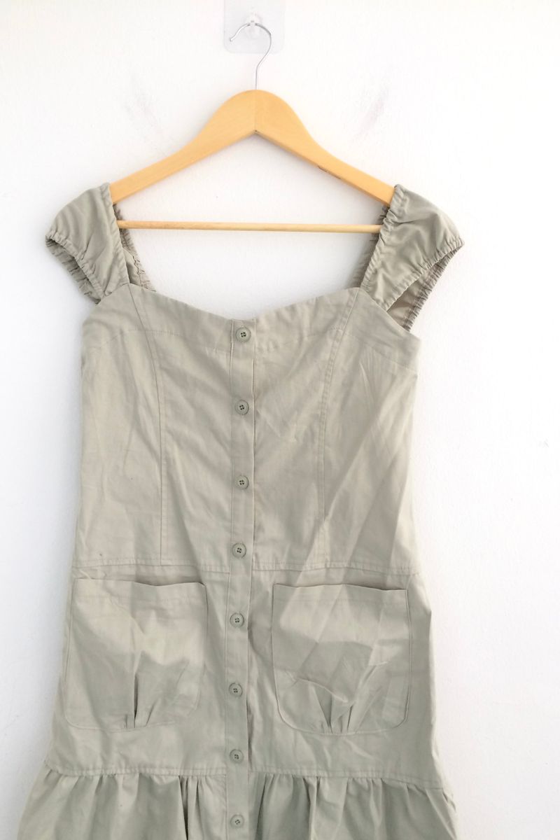 Pocket-line button layered dress