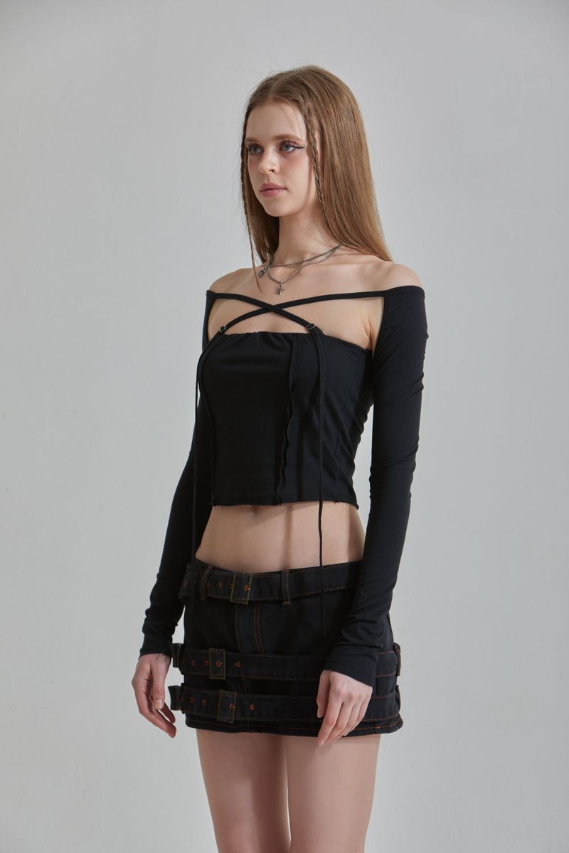 OUT SQUARE T-SHIRT
