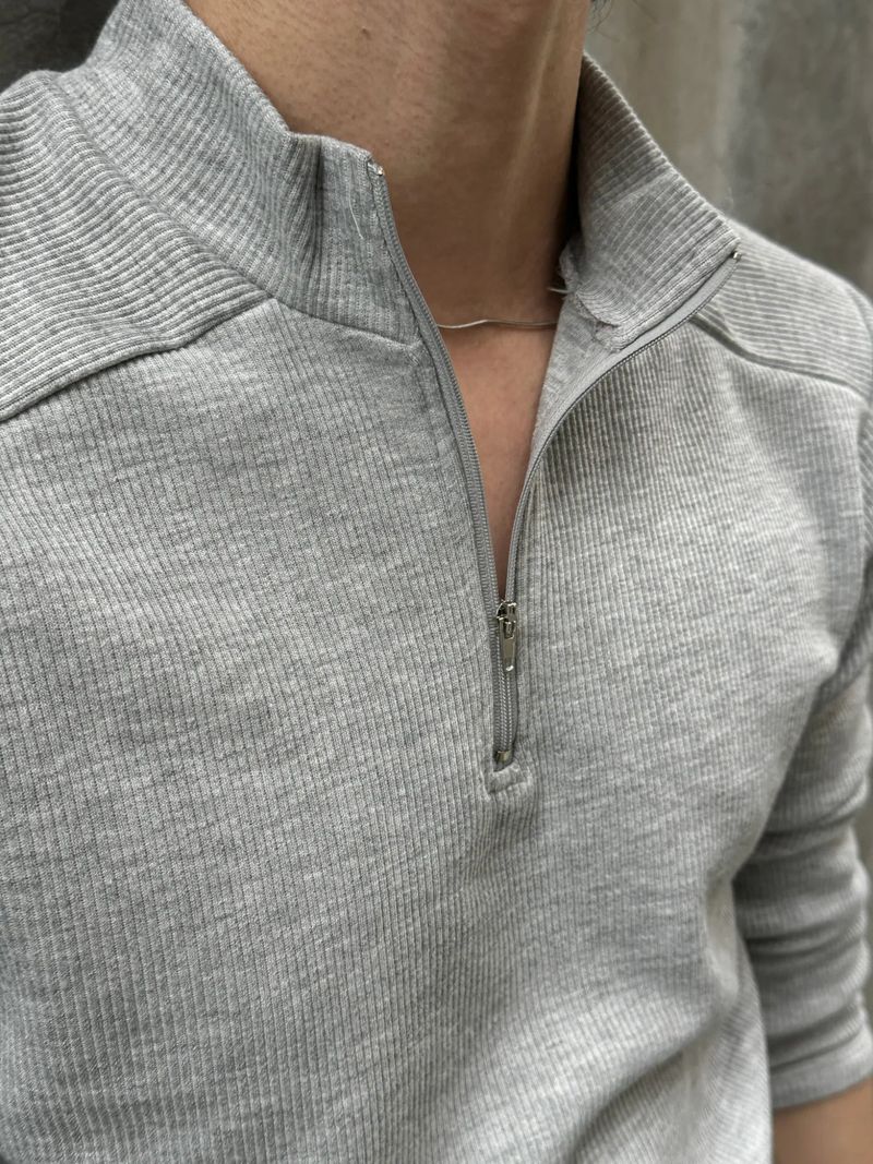Daikan Shoulderline Muscle Half-Zip