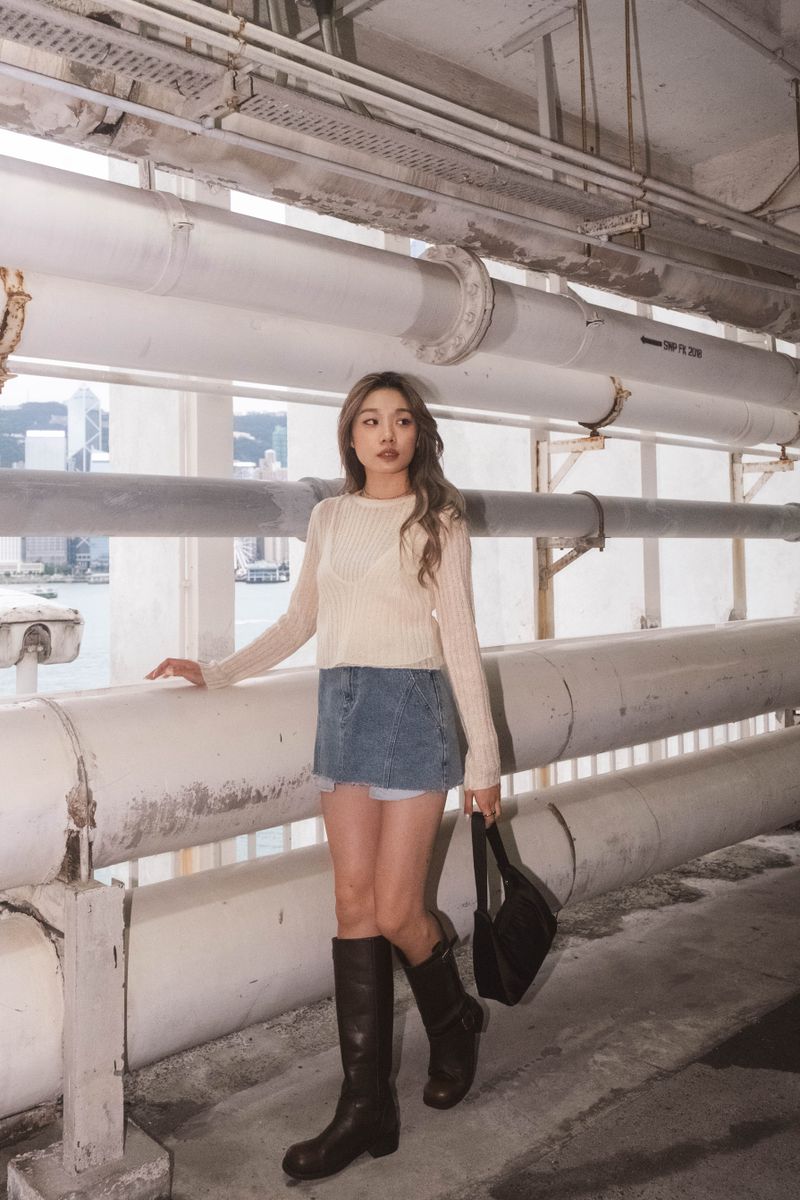 We Fell In Love In Reality（ウィ フェル イン ラブ イン リアリティ）の「Swing & Swing Soft Knit Top - 2 colours（Tops）」